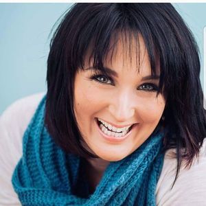 Meet your Posher, Whitney